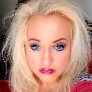 Meet your Posher, Lesa